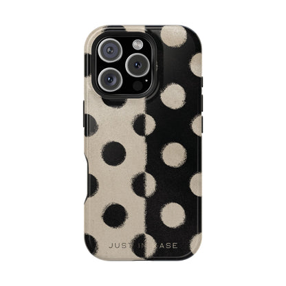 BLACK DOTS