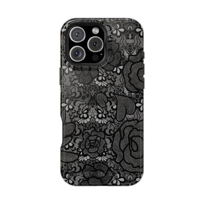 BLACK LACY