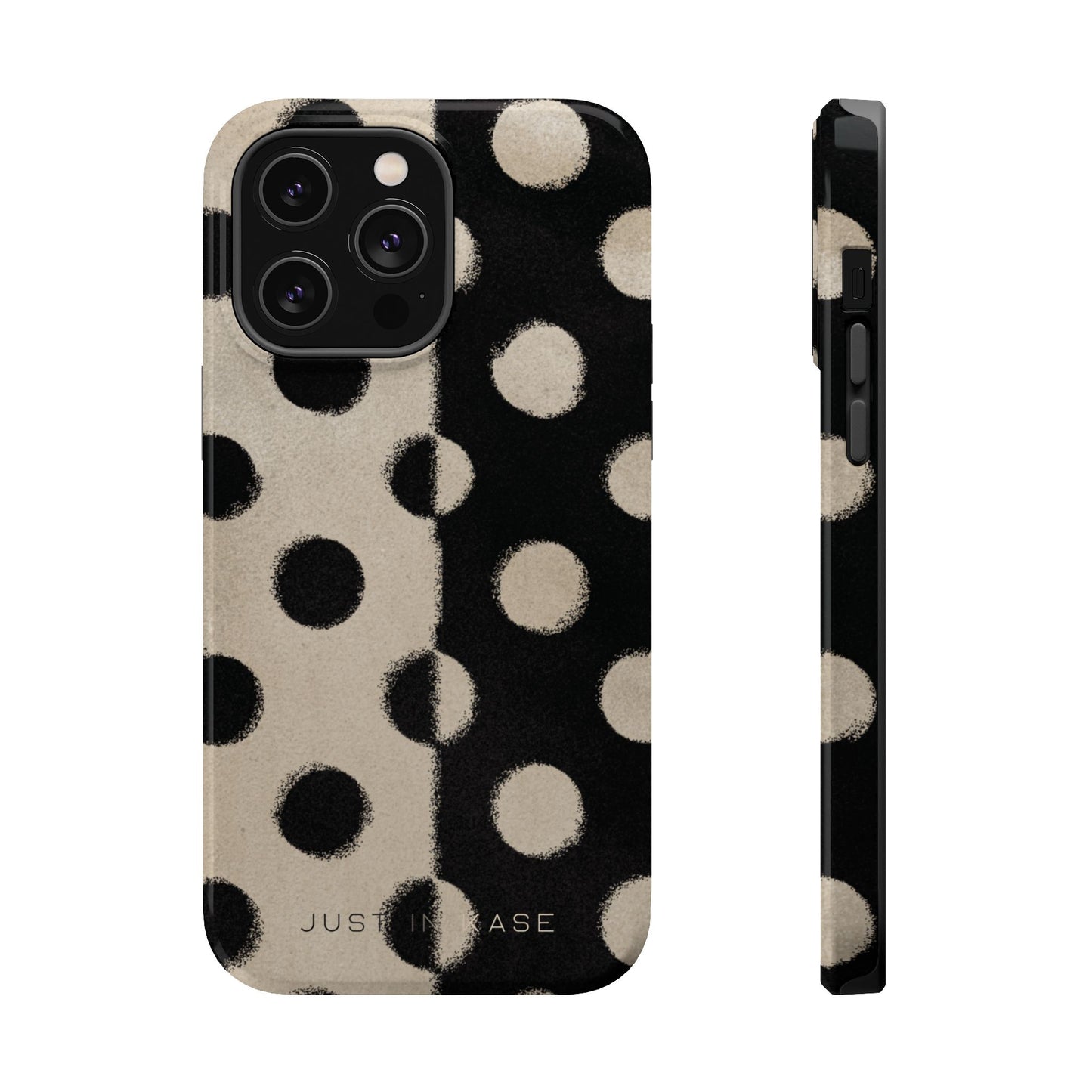 BLACK DOTS