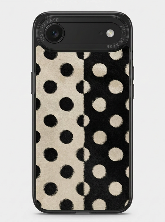 BLACK DOTS CASE PLATE