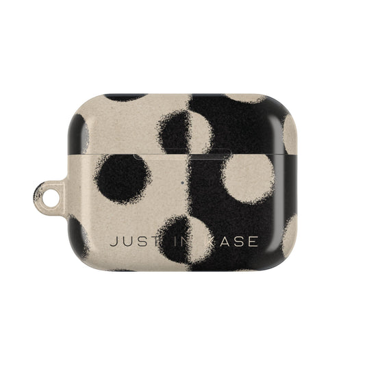 BLACK DOTS & CREAM